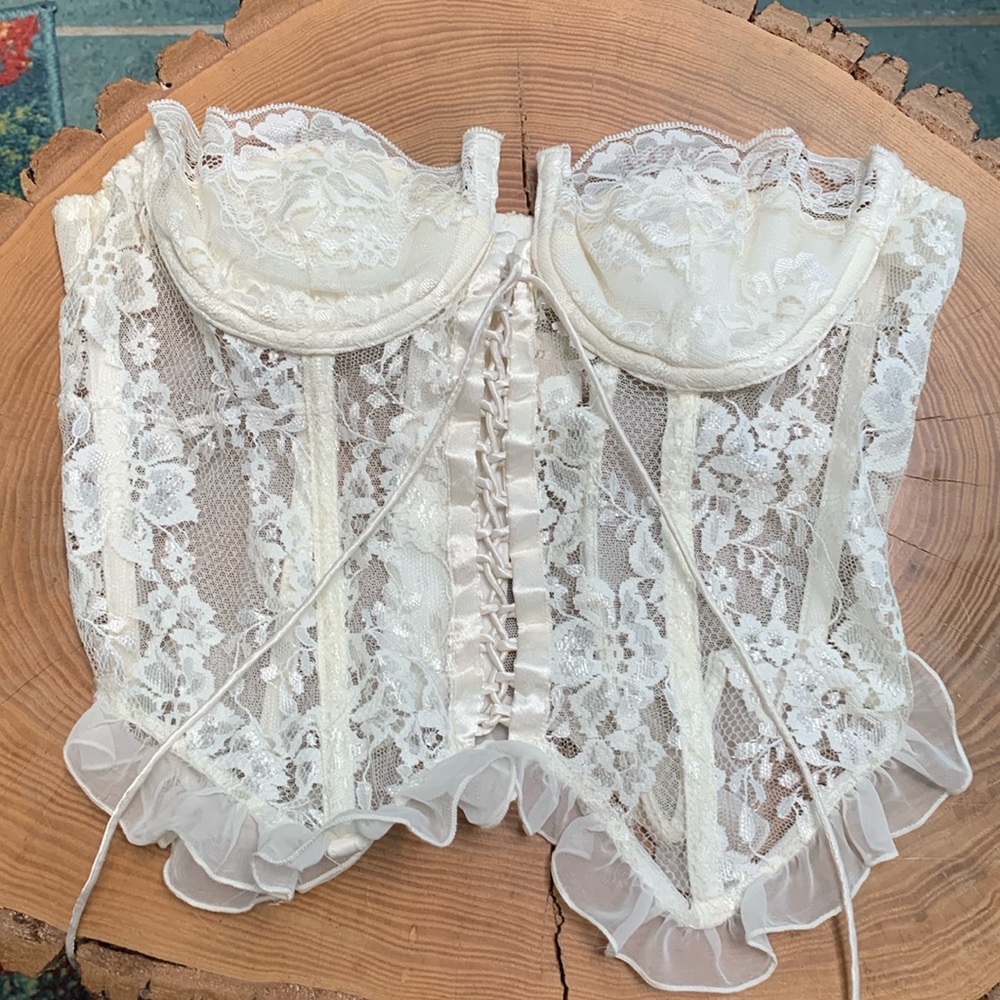 Vintage 90's ivory lace corset, panty and stocking set